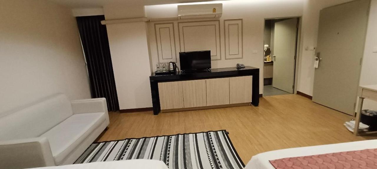 The Airport Courtyard Suvarnabhumi Airport بانكوك المظهر الخارجي الصورة A room at the hotel